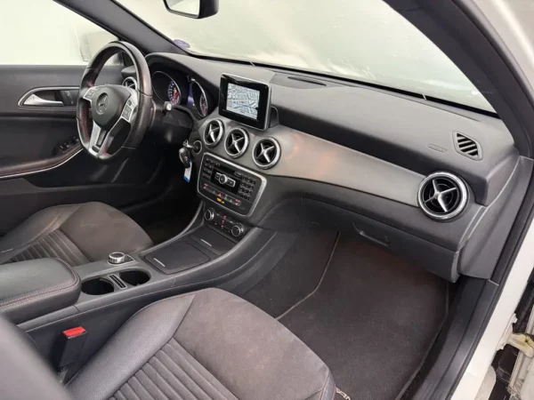 Mercedes-Benz GLA 180 Aut. Ambition
