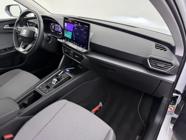 SEAT Leon Sportstourer 1.5 eTSI Style Business