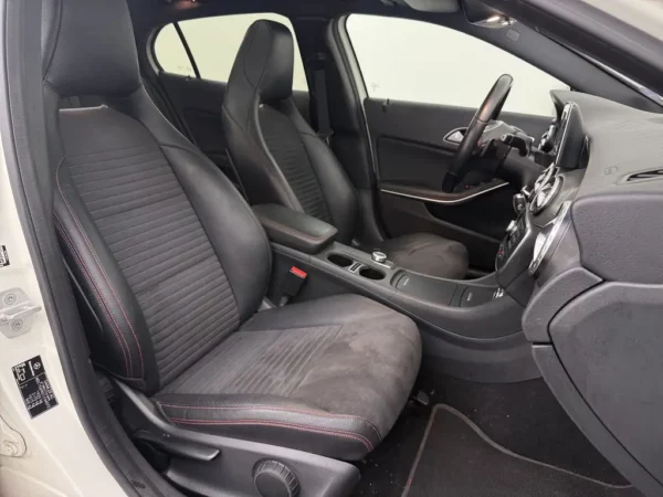 Mercedes-Benz GLA 180 Aut. Ambition