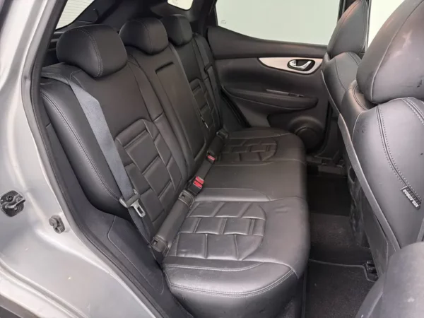 Nissan QASHQAI 1.3 DIG-T Tekna +