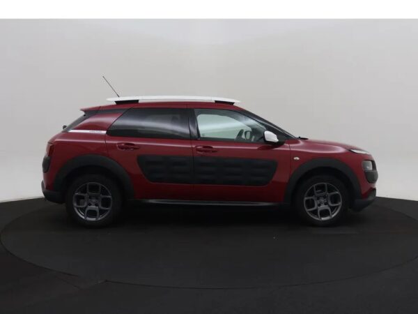 Photo 21 of 23 of VF70PHMZBHE528523 Citroen C4 Cactus 1.2 AUT. PureTech Feel