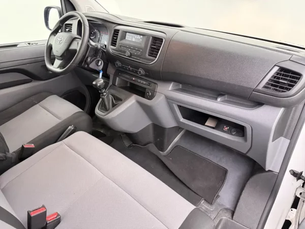 Toyota Proace Shuttle 1.5 D-4D Cool Comfort Compact 9p.