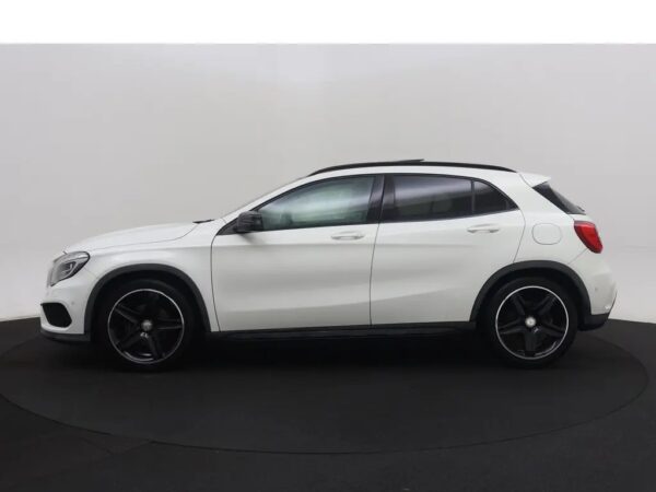 Mercedes-Benz GLA 180 Aut. Ambition