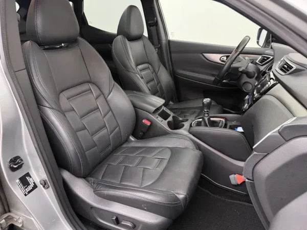 Nissan QASHQAI 1.3 DIG-T Tekna +