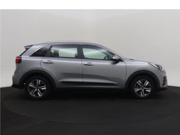 Photo 23 of 25 of KNACC81CGN5515549 Kia Niro 1.6 GDi Hybrid DynamicLine (5-drs