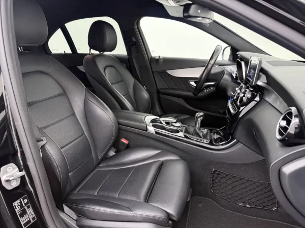 Mercedes-Benz C-Klasse 180 AMG Sport Edition
