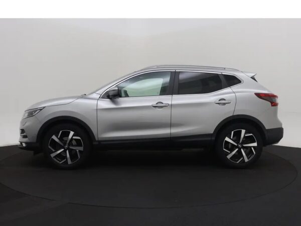 Nissan QASHQAI 1.3 DIG-T Tekna +