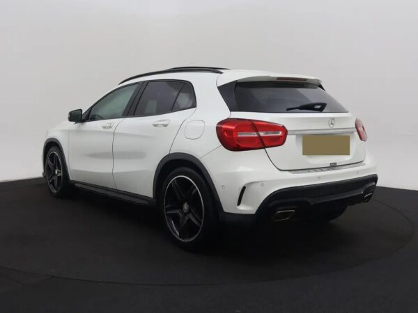 Mercedes-Benz GLA 180 Aut. Ambition