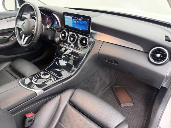 Mercedes-Benz C-Klasse Estate 200 AUT. Business Solution AMG