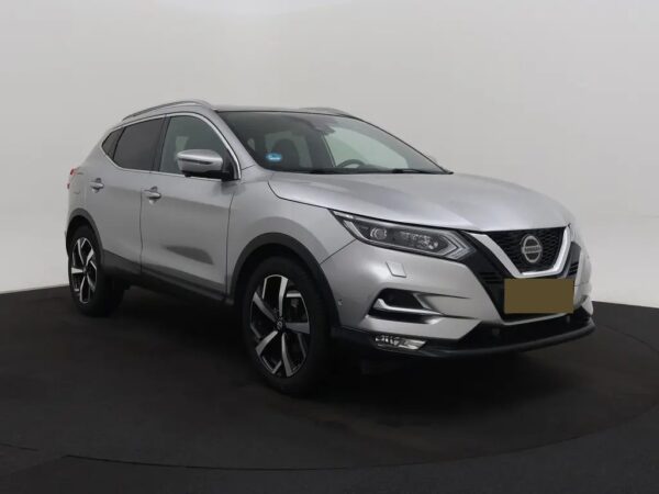 Nissan QASHQAI 1.3 DIG-T Tekna +