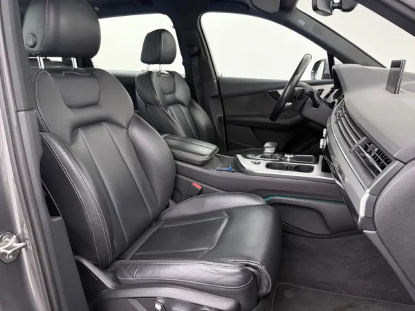 Audi Q7 3.0 TDI e-tron Quattro Sport