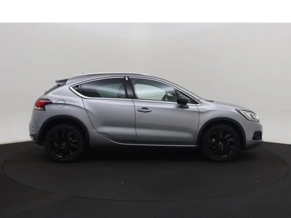 Photo 28 of 30 of VF7NXBHZMGY512722 DS DS 4 Crossback 1.6 BlueHDi Chic
