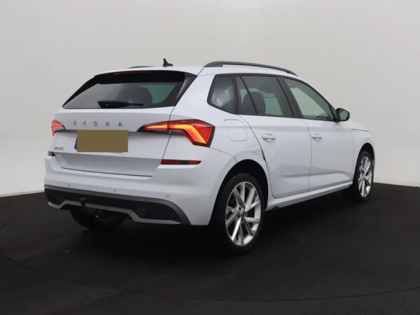 Photo 3 of 22 of TMBGK6NW1M3080096 Skoda Kamiq 1.5 TSI ACT Aut.