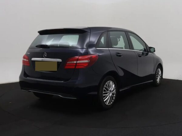 Photo 3 of 27 of WDD2462421N183920 Mercedes-Benz B-Klasse 180 Ambition