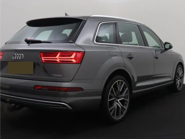 Audi Q7 3.0 TDI e-tron Quattro Sport