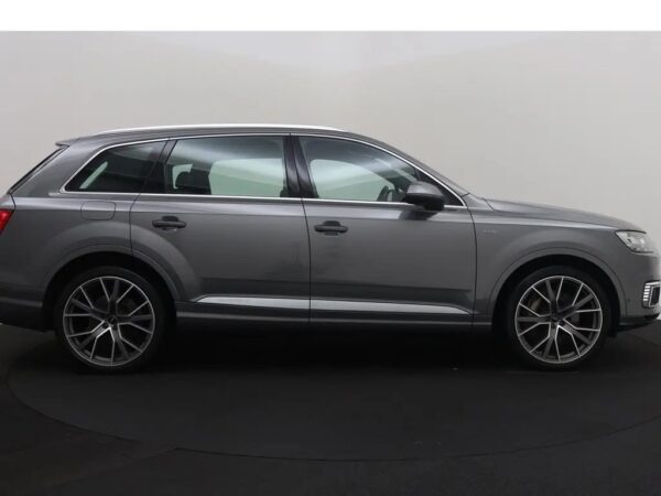 Audi Q7 3.0 TDI e-tron Quattro Sport