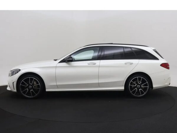 Photo 30 of 33 of WDD2052781F718717 Mercedes-Benz C-Klasse Estate 200 4MATIC Premium Plus AMG