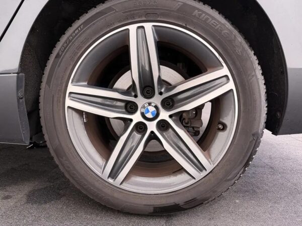 Photo 4 of 26 of WBA2D310205C56382 BMW 2 Serie Gran Tourer 218i Aut. High Executive 7-Seats