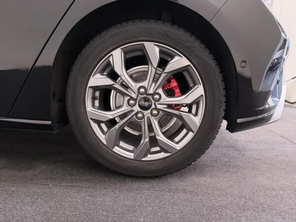Photo 4 of 26 of WF0NXXGCHNNB06805 Ford Focus 1.0 EcoBoost Hybrid ST Line