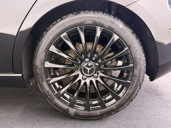 Mercedes-Benz A-Klasse 220 Aut. Premium