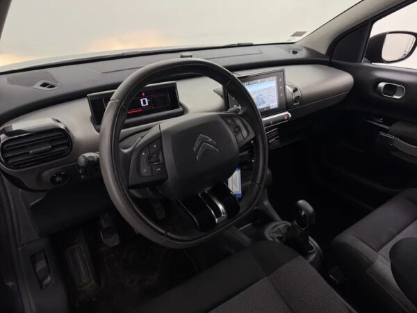 Photo 5 of 23 of VF70PHMZBHE543564 Citroen C4 Cactus 1.2 PureTech Feel