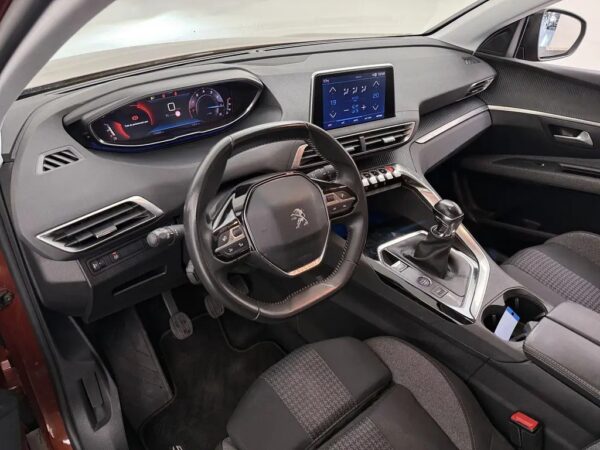 Photo 5 of 26 of VF3MRHNSMNS054481 Peugeot 5008 1.2 PureTech Active Pack 7p.