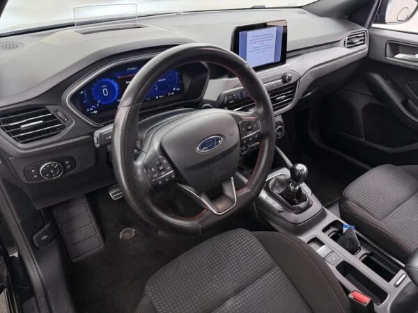 Photo 5 of 26 of WF0NXXGCHNNB06805 Ford Focus 1.0 EcoBoost Hybrid ST Line