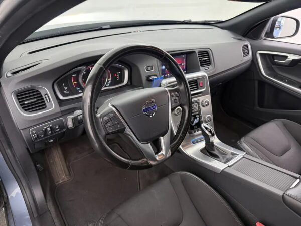 Volvo V60 2.4 D5 Twin Engine Lease Edition