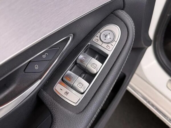 Mercedes-Benz C-Klasse Estate 200 AUT. Business Solution AMG