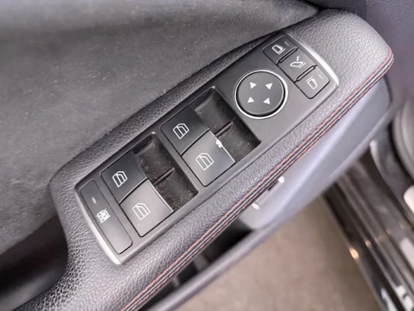 Mercedes-Benz CLA-Klasse 180 Ambition AMG