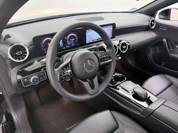 Mercedes-Benz A-Klasse 250 e Advantage