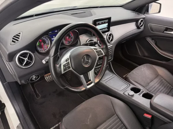 Mercedes-Benz GLA 180 Aut. Ambition