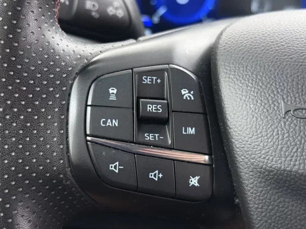 Photo 7 of 26 of WF0NXXGCHNNB06805 Ford Focus 1.0 EcoBoost Hybrid ST Line