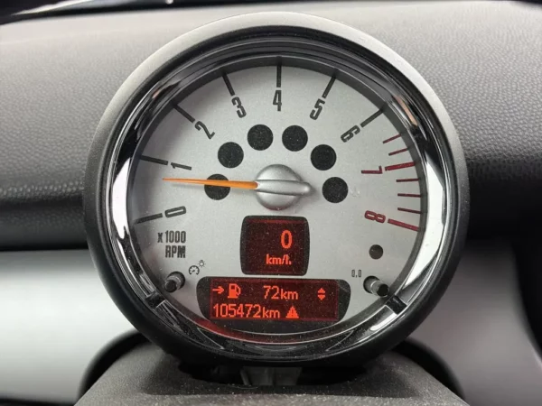 Photo 8 of 23 of WMWZF310X0T709410 MINI Clubman 1.6 Cooper Chili Final Edition