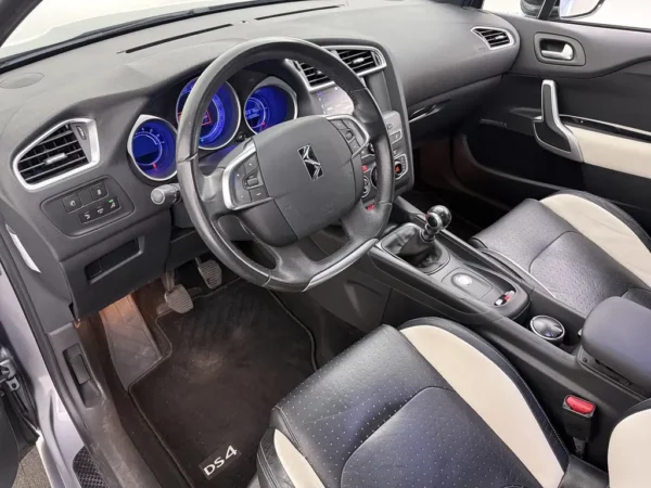 Photo 8 of 30 of VF7NXBHZMGY512722 DS DS 4 Crossback 1.6 BlueHDi Chic