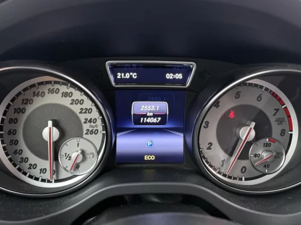 Mercedes-Benz CLA-Klasse 180 Ambition AMG