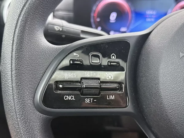Mercedes-Benz A-Klasse 250 e Advantage