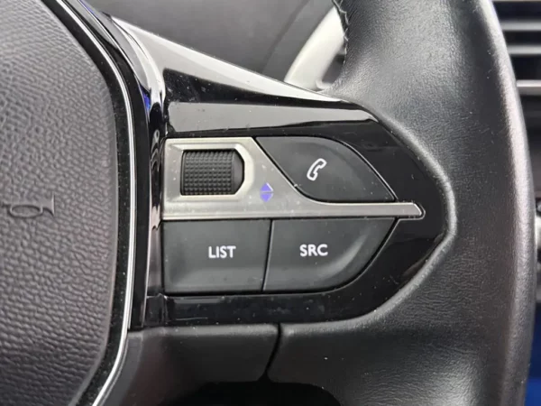 Peugeot 3008 1.2 PureTech AGC Allure