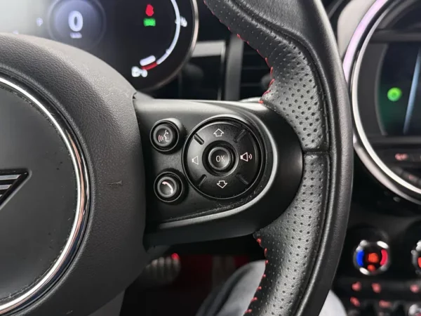 MINI 3-deurs 1.5 Cooper Dalston Edition Aut. Led