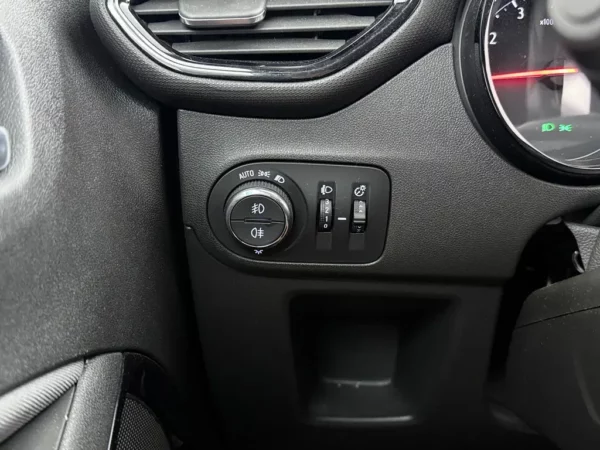 Opel Crossland X 1.2 120 Jaar Edition