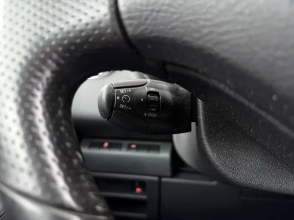 Peugeot 3008 2.0 HDi HYbrid4 99g