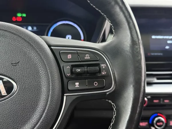 Photo 11 of 29 of KNACC81GFM5093437 Kia e-Niro DynamicPlusLine 64 kWh
