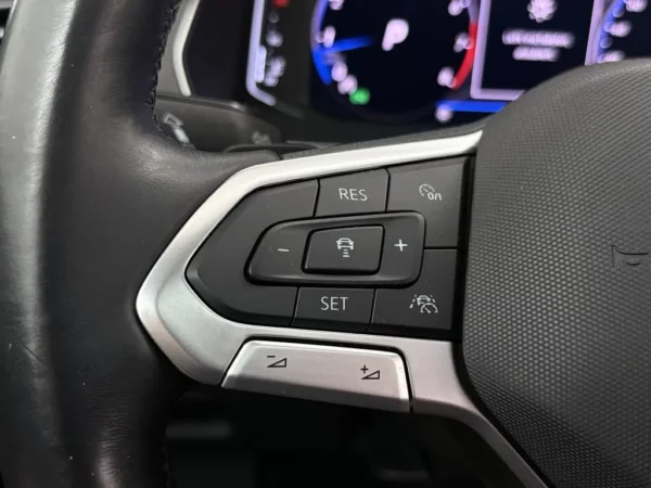 Volkswagen Passat Variant 1.5 TSI DSG R-Line