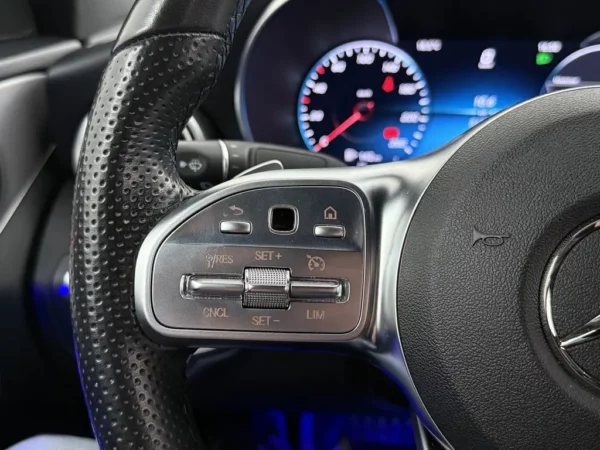 Mercedes-Benz C-Klasse 180 AUT. AMG Plus Upgrade Edition