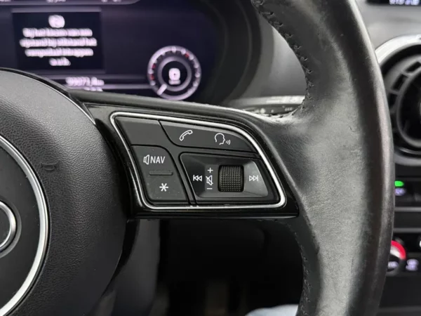 Audi A3 Sportback 1.4 e-tron Lease Edition