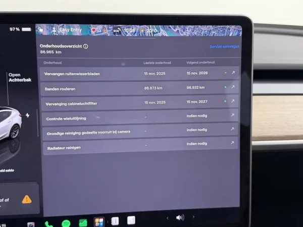 Photo 14 of 24 of LRW3E7FS5PC674103 Tesla Model 3 Standard RWD Plus 60