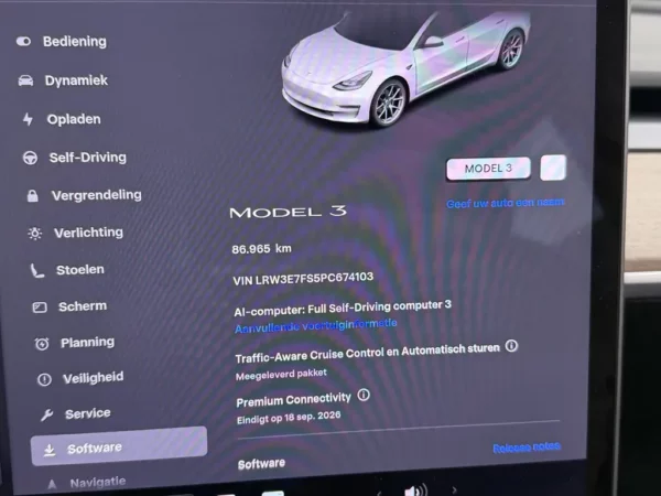 Photo 15 of 24 of LRW3E7FS5PC674103 Tesla Model 3 Standard RWD Plus 60