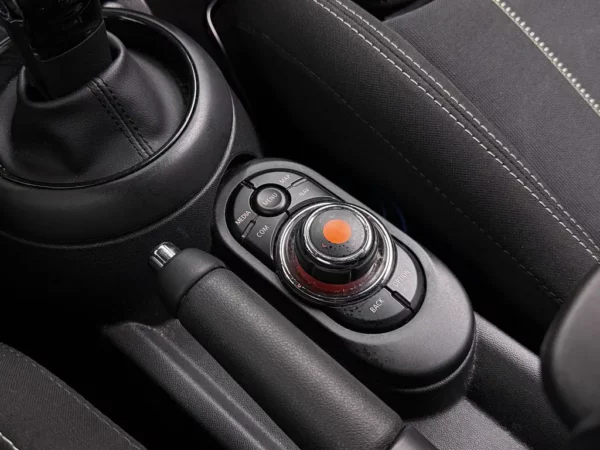 MINI 3-deurs 1.5 Cooper Dalston Edition Aut. Led