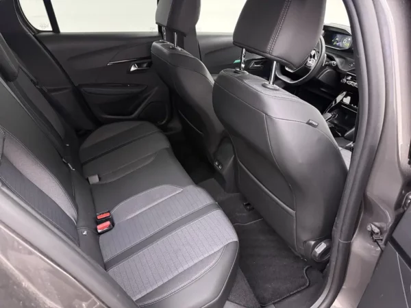 Peugeot 208 1.2 PureTech Aut. Blue Lease Allure Nav