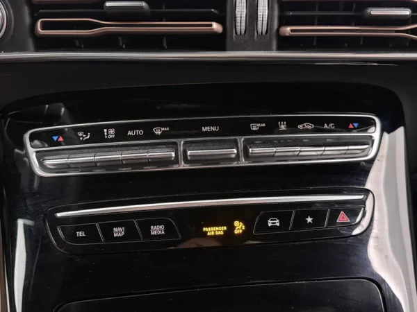 Mercedes-Benz EQC 400 4MATIC Business Solution AMG 80 kWh Alcantara